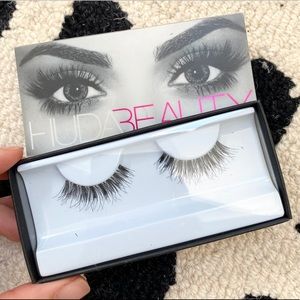 Huda Beauty Classic Lash in Giselle #1- Brand New